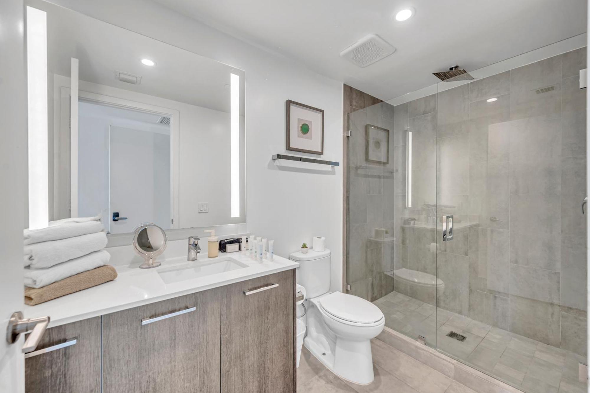 Great 3 Beds 3 Baths Appartment Downtown Miami Kültér fotó