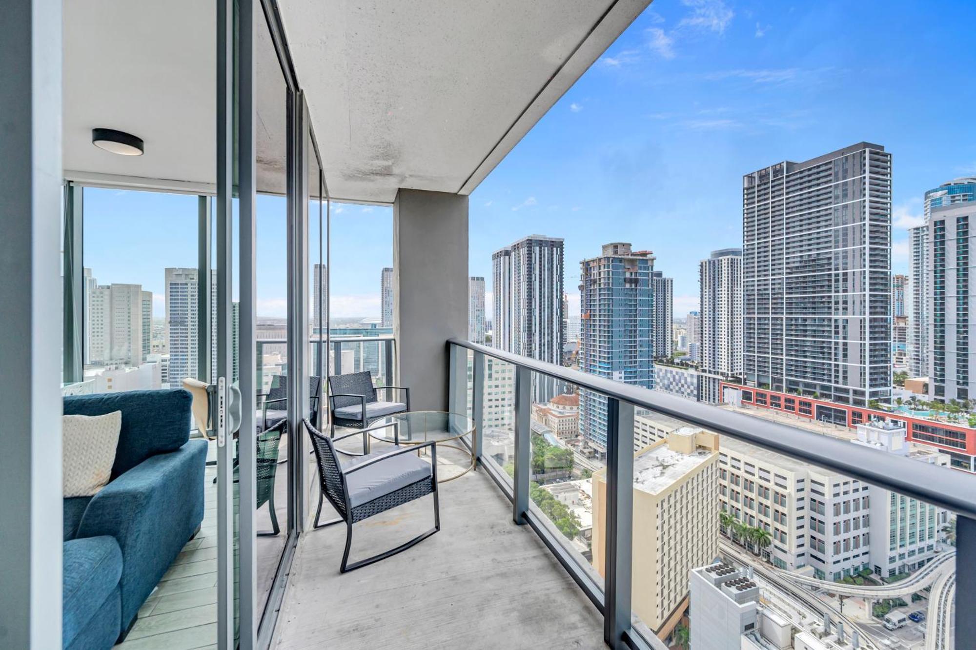 Great 3 Beds 3 Baths Appartment Downtown Miami Kültér fotó